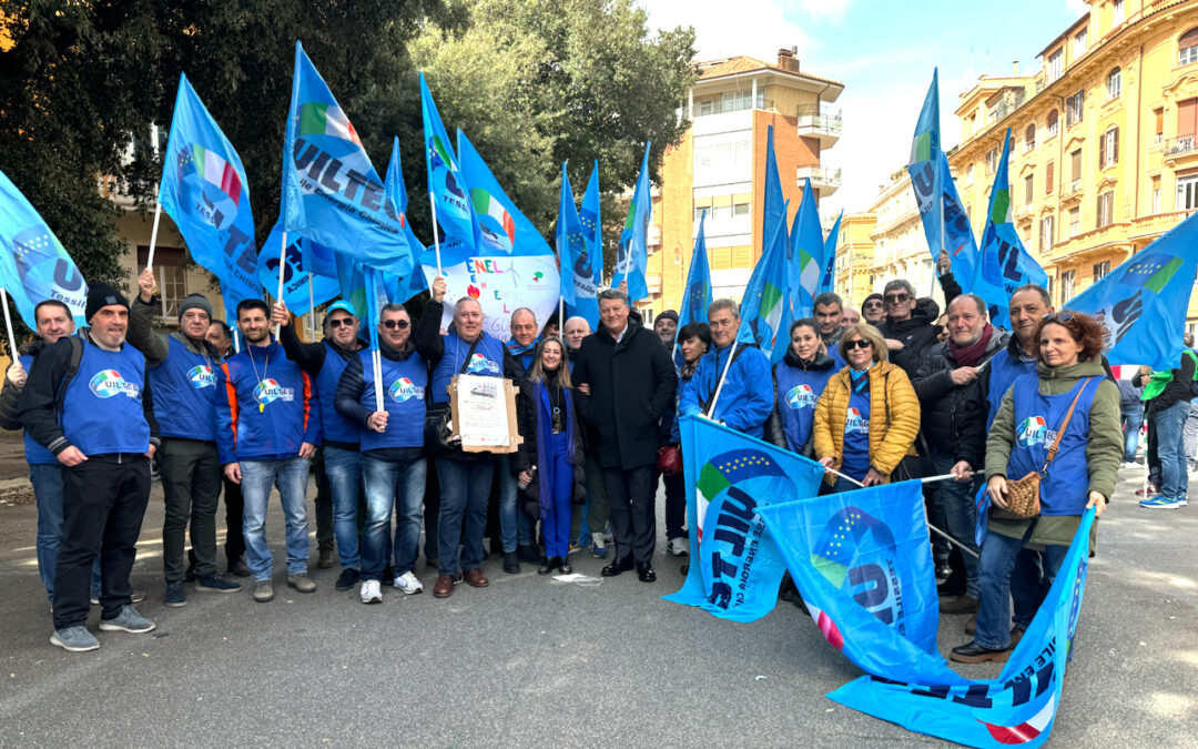 Daniela Piras a presidio in piazza Verdi a Roma durante mobilitazione sindacale per sciopero Enel